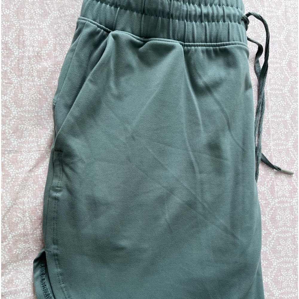 Green skort M